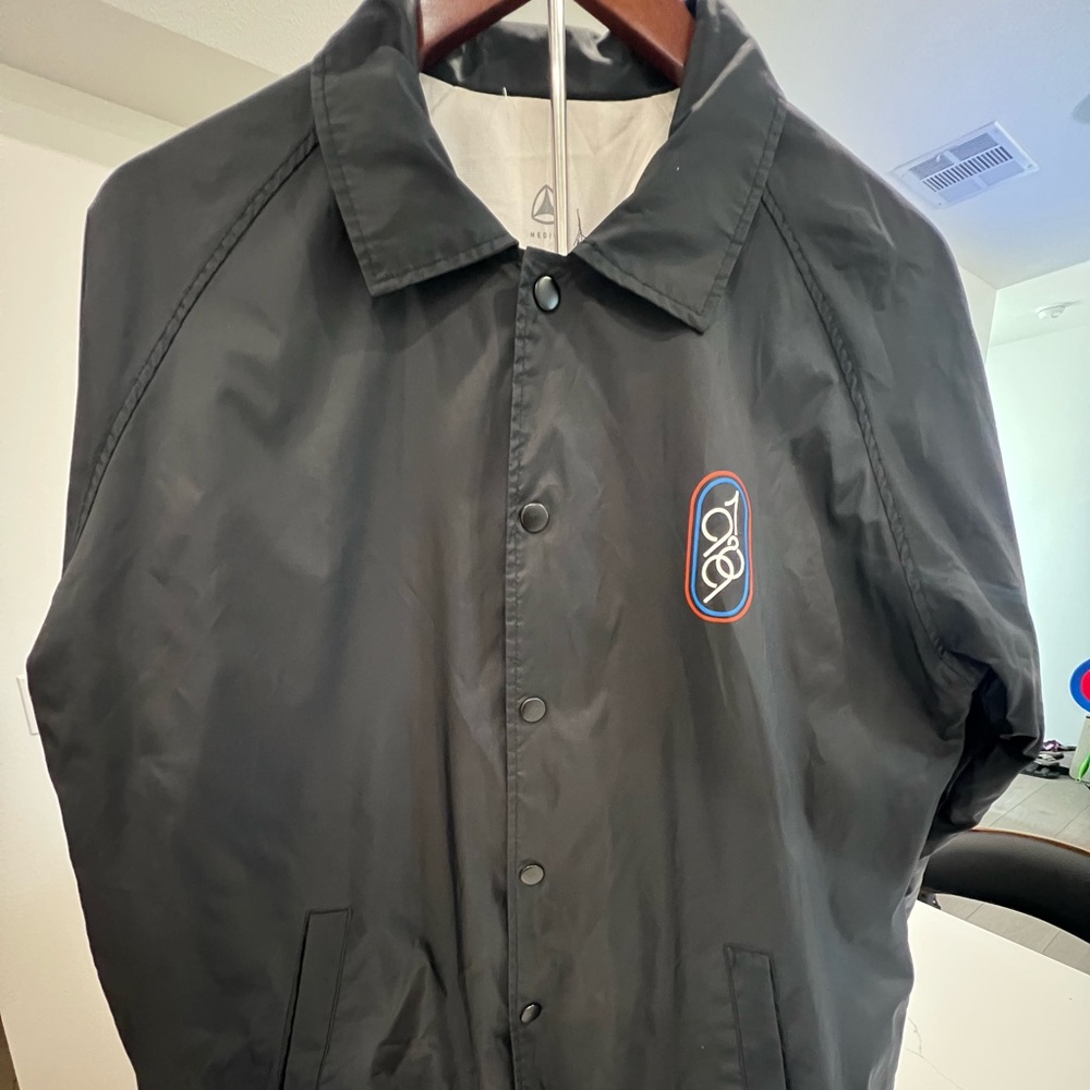 Active Ride Shop Men's Medium Windbreaker Jacket Black